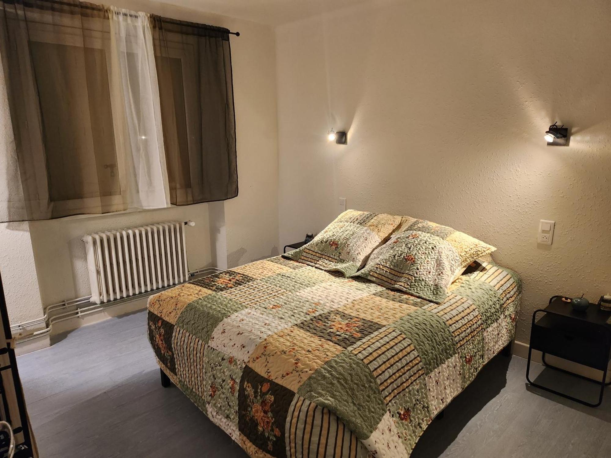Bed and Breakfast L'Aurigast Auriac-Lagast Экстерьер фото